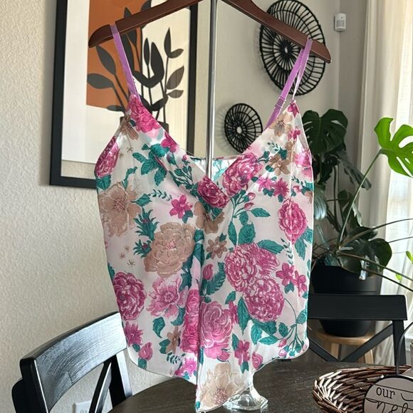NWOT Free People Cami Floral Hanky Style Adjustable Straps Tank V Neck Pink Boho - Picture 1 of 13